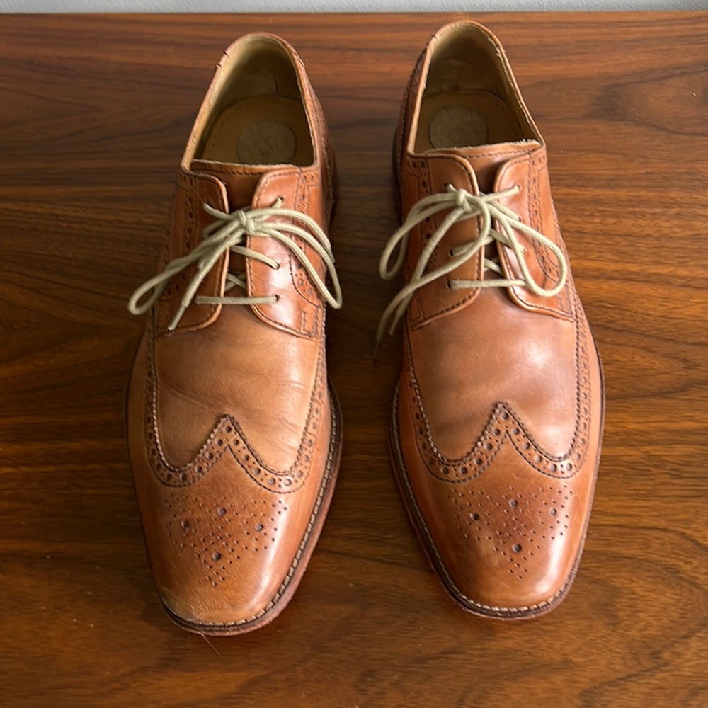 Cole Haan Mens wing tip shoes